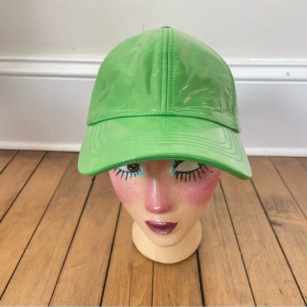 Stand Studio baseball green